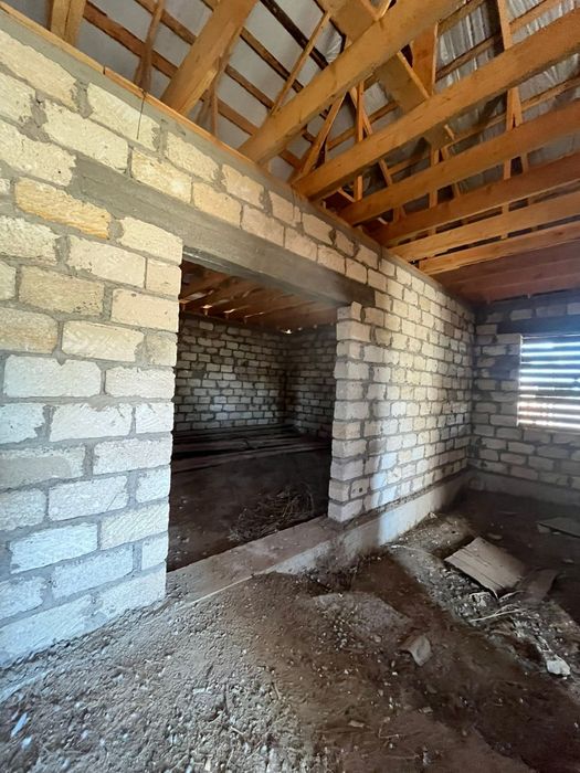 Продам не достроенный дом в п. Белес