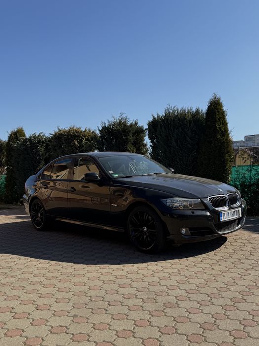 BMW Seria 3 - E90 - 320d - 2011