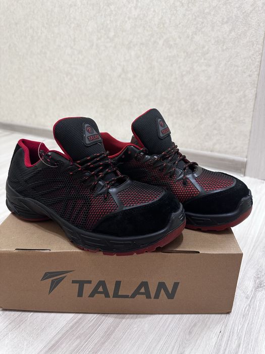 Продам рабочую обувь !