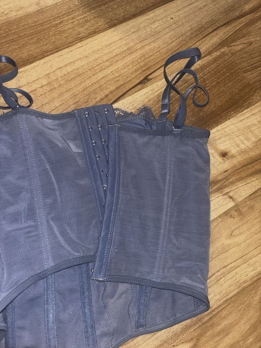 Син корсет/топ за ежедневно носене.