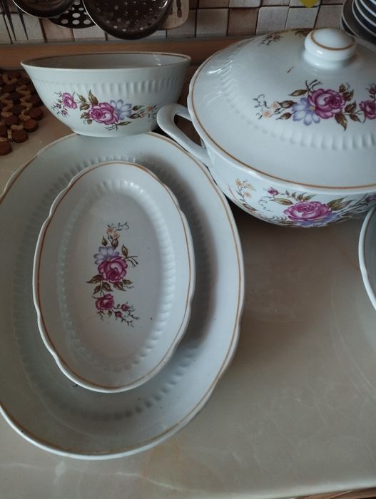 Продам набор посуды