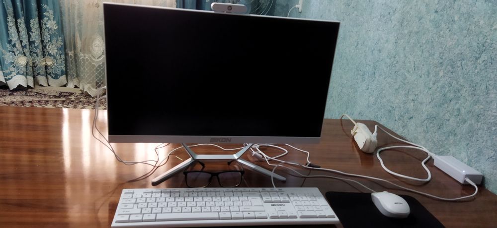 Моноблок Bikon 24/256