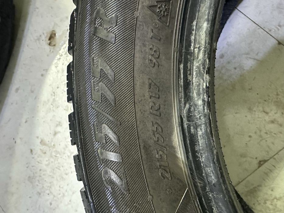 Продам шины 215/55/17 матадор