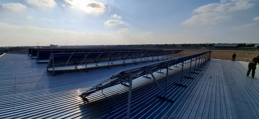 Quyosh panel oʻrnatamiz