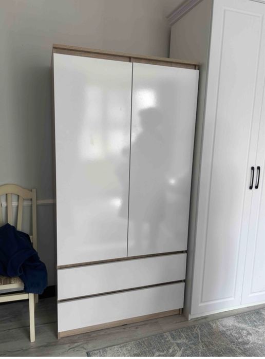 Продам шкаф состояние новое