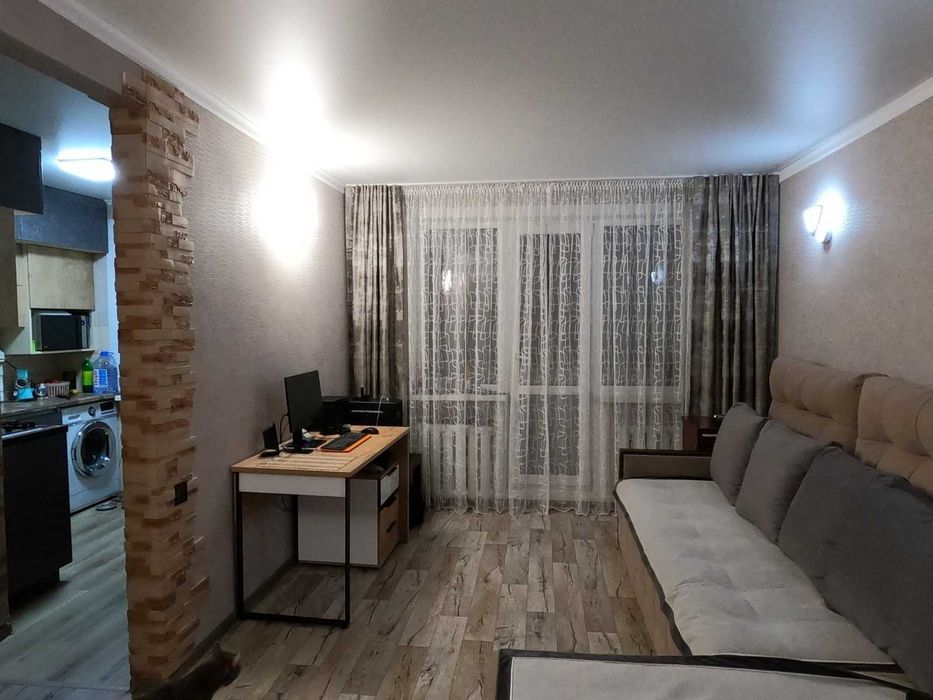 Продам 3х ком квартиру в центре