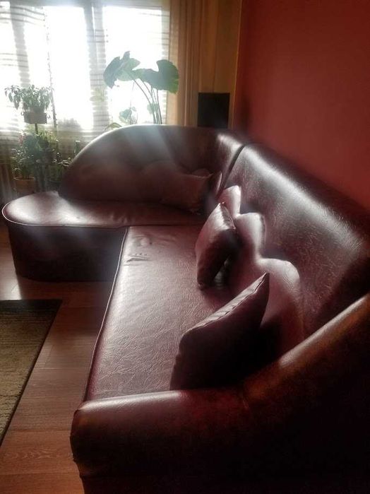 Coltar extensibil-imitatie de piele dim.2700/1800 ext