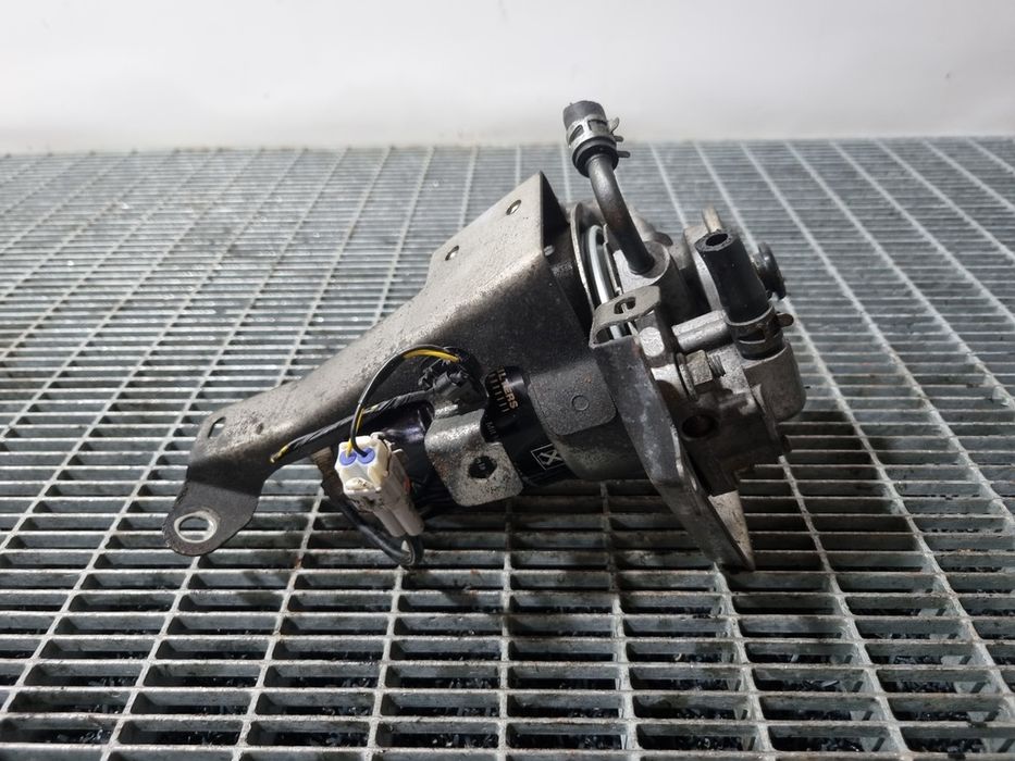 Carcasa Filtru Combustibil Mitsubishi L200 Facelift 2.5 Diesel 2010 - 2015 (1527) NU ARE