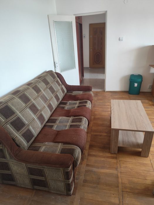 Închiriez apartament 2 camere