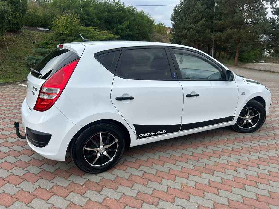 HYUNDAI i30 2009 — imagine 5
