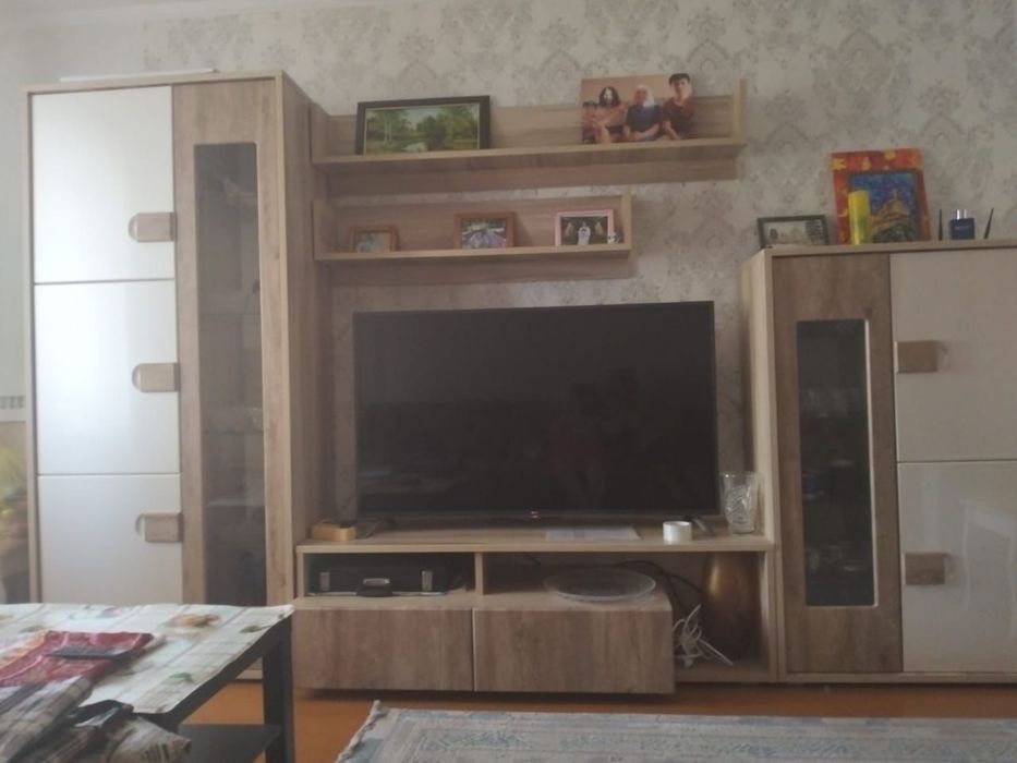 Продам стенку в отличном состояни