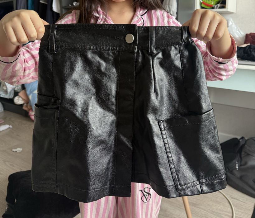 Продается Юбка Кожаная Черная