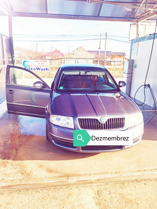 Dezmembrez bmw seria 5 e60