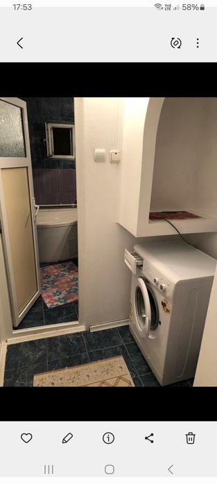 Apartament  cu trei camere de vânzare în Gaesti.