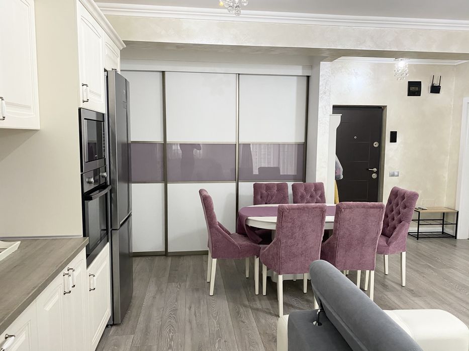 Persoana fizica inchiriez apartament doua camere Marasti bloc nou