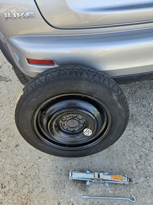 Резервна гума патерица за Nissan Djyk 135/90/16