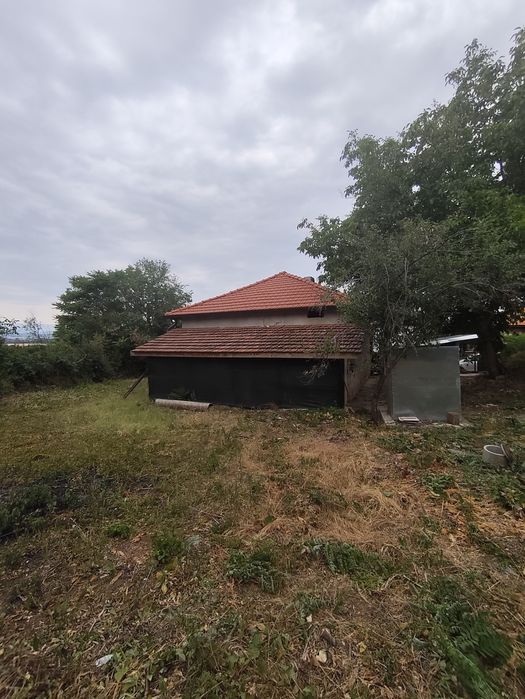 Продавам къща Долно Белотинци