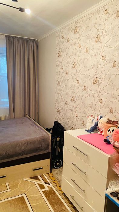 2 комнатная, Космонавтов 25