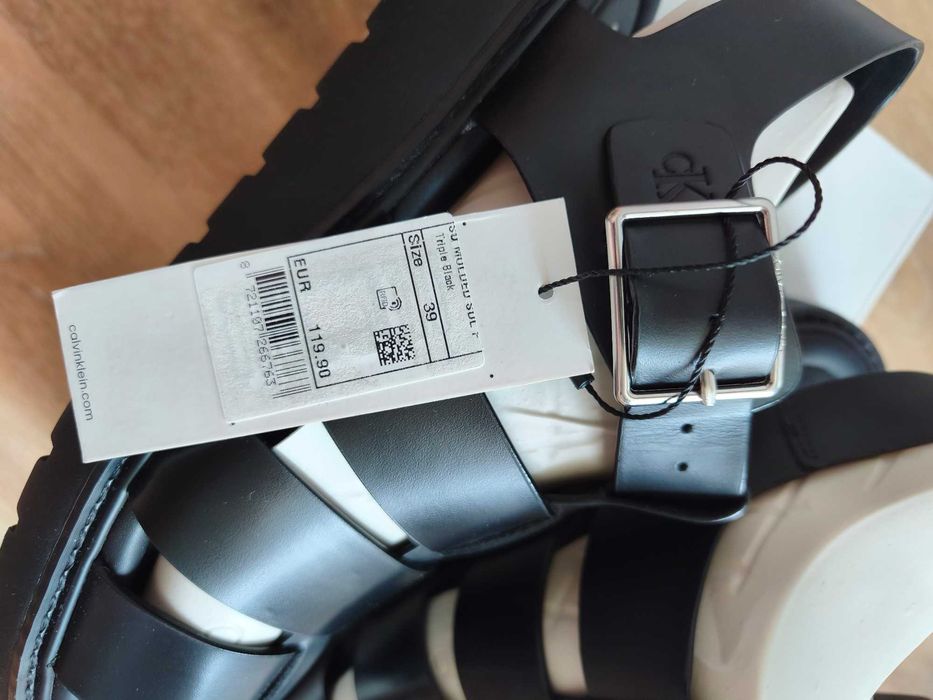 Calvin Klein N39естествена кожа сандали