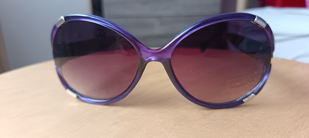 Очки солнцезащитные