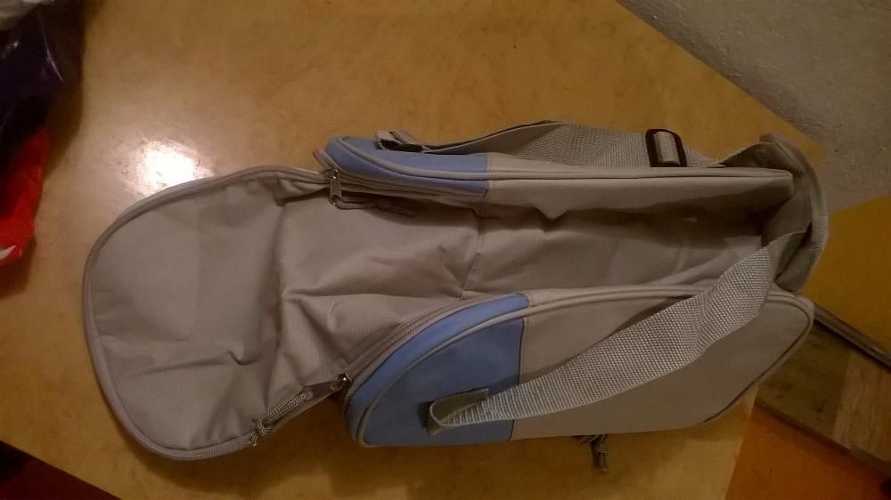 Продавам 3 броя термочанти за бебешки нужди намират се в София