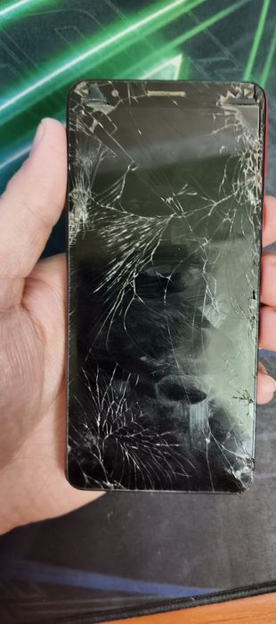 Продается телефон