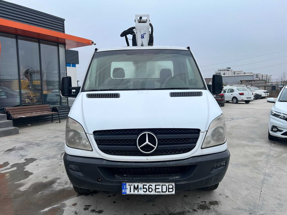 Mercedes Sprinter Nacela Scorpion 18E