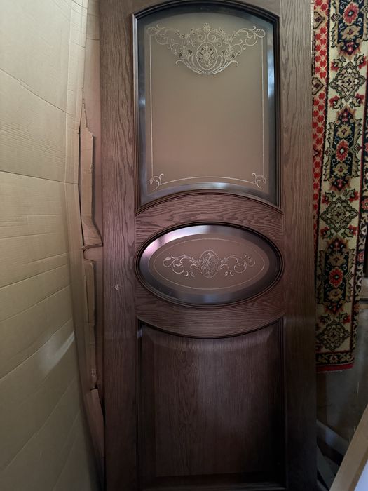 Продам меж комнатные двери