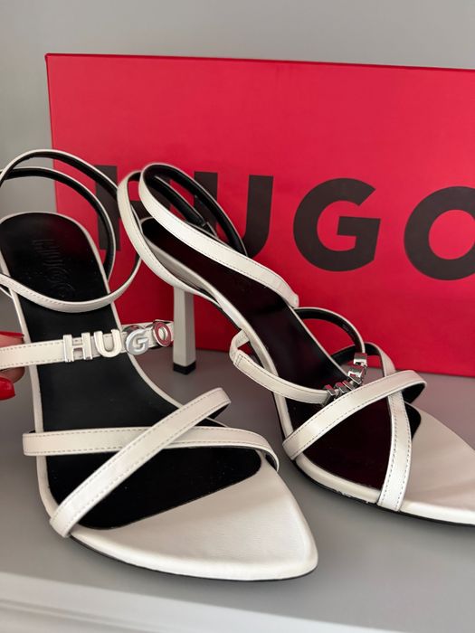 Дамски сандали на HUGO BOSS