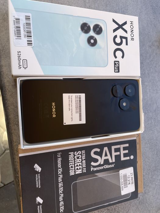 Honor XC5 Plus Нов + Стъклен протектор+ преносима батерия