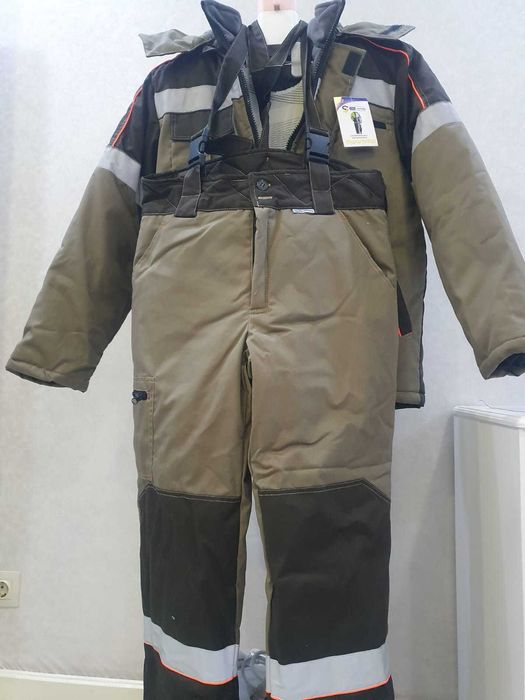 продаю спец зимняя форма