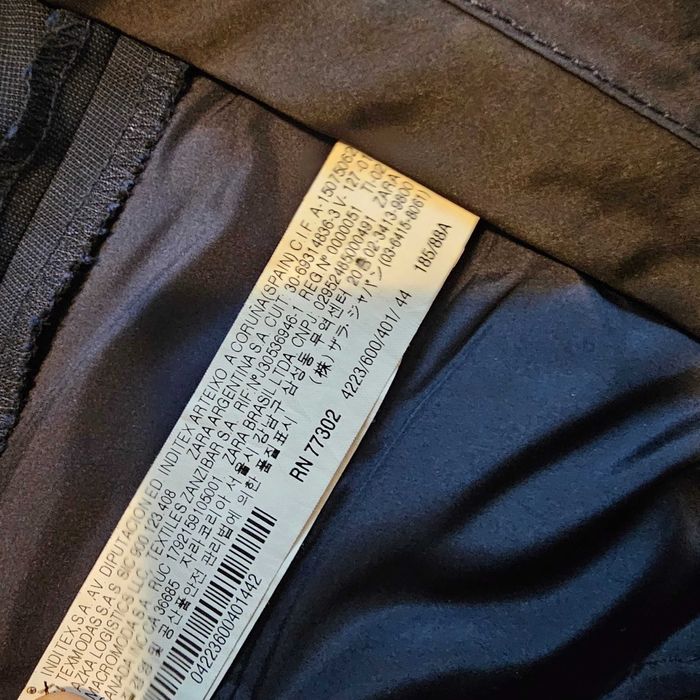 Costum Zara pantaloni marime 44/34 sacou marime 52