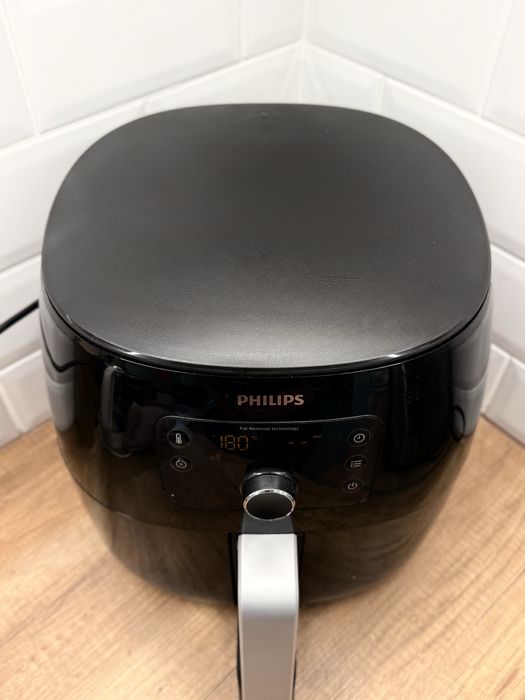 Philips Premium Airfryer XXL Fat Removal Technology
