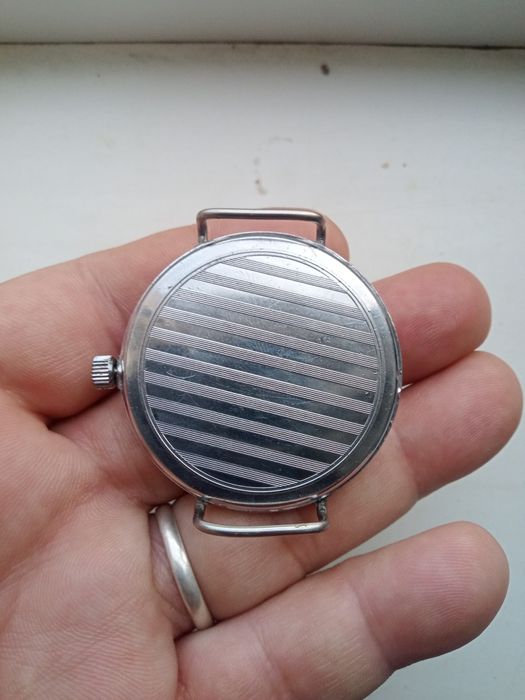 Часы Молния марьяж смерть шпиона камандирский ручной