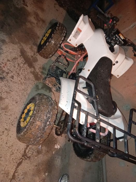 Vând atv 125cc în patru timpi