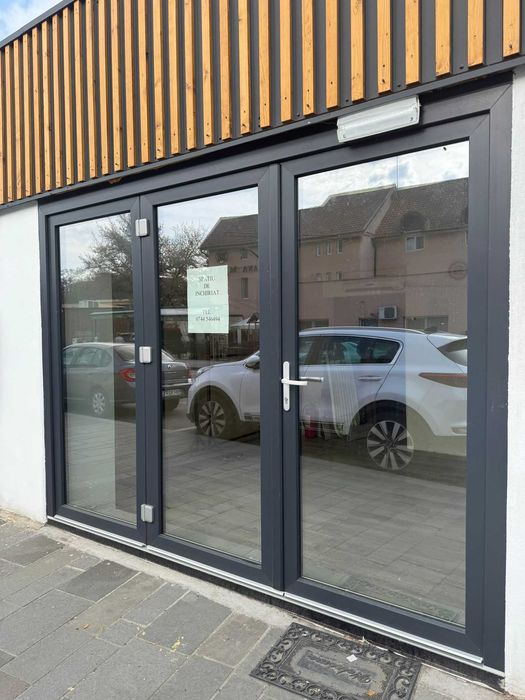 Inchiriez spatiu comercial frizerie coafura magazin haine