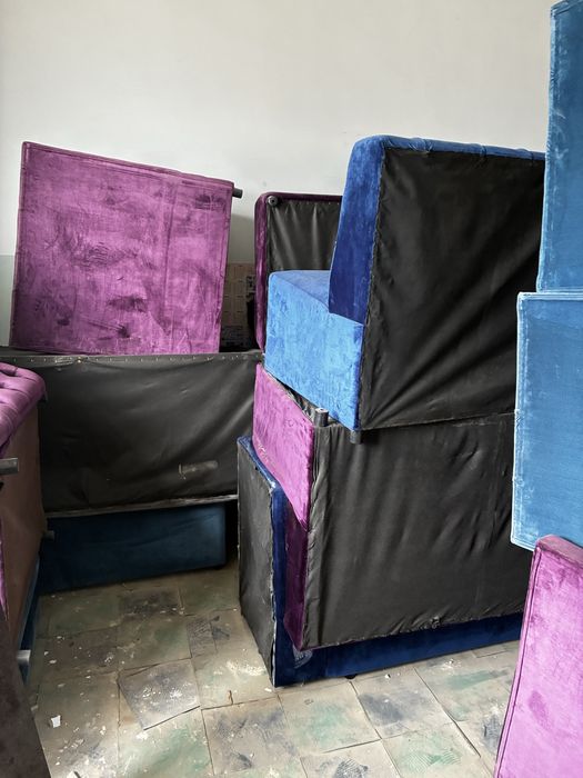 Мебель для кафе  столы диваны оптом