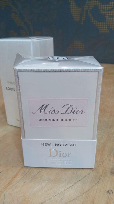 Ayollar atiri parfum