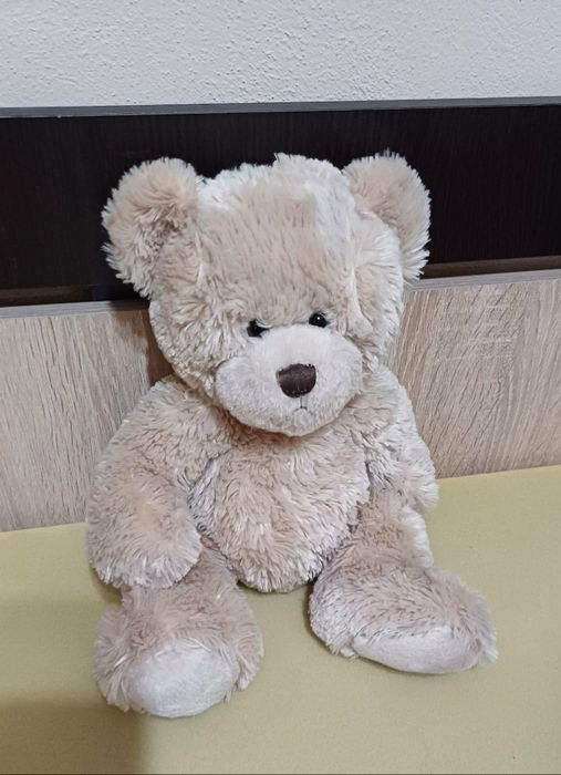 Plusuri mari si mici