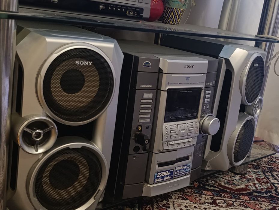 Музыкальный центр DVD 3 диск+ AUX