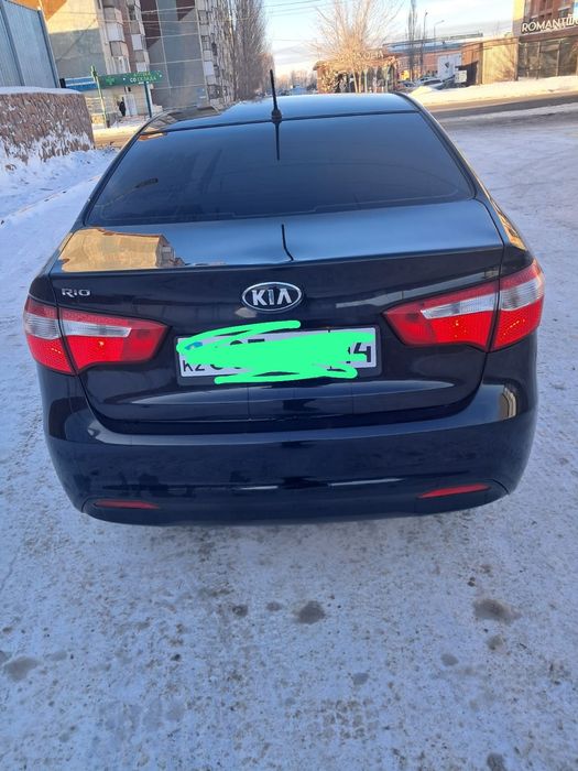 Продам машину kia rio