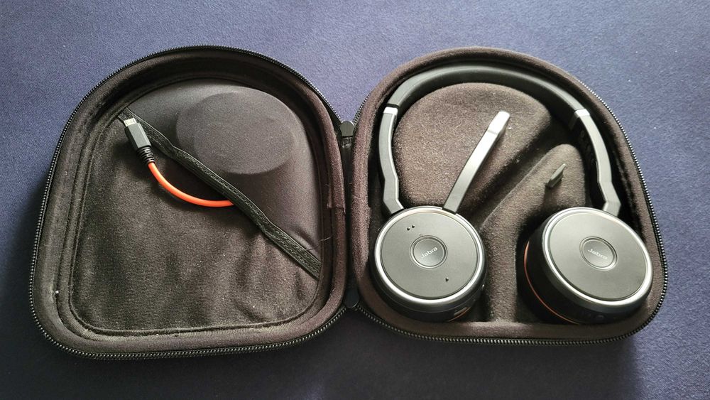 Jabra Evolve 75 SE Casti PC , Bluetooth, Stereo cu full accesorii