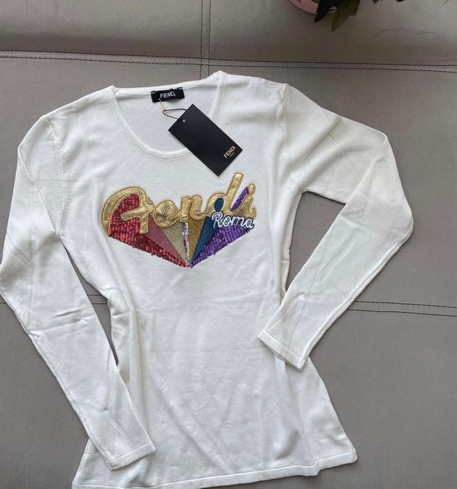 Дамска блуза фино плетиво