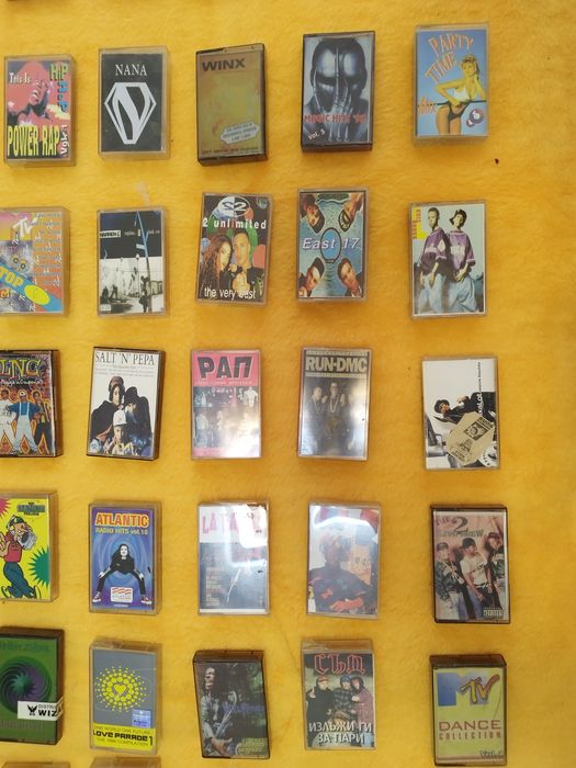 Аудио Касети от Деветдесетте години