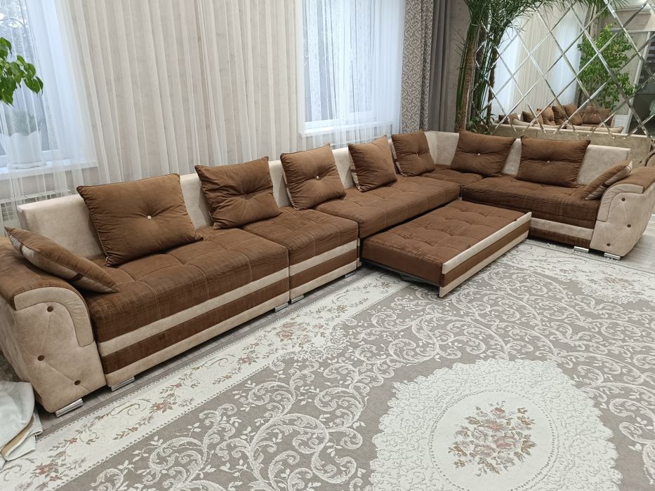 Диван огромный 490*150