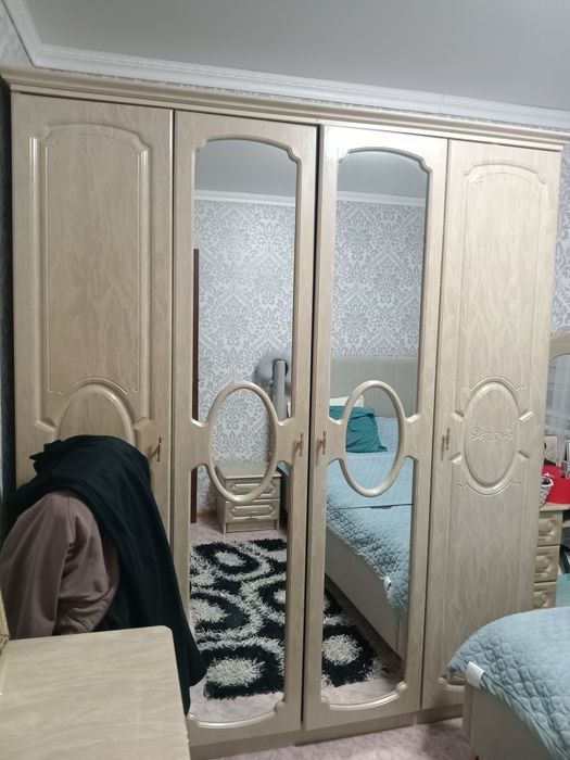 Спальный Гарнитур  продаю