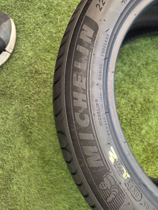 225 50 R17 Michelin