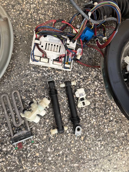 Части за пералня Аристон хотпоинт