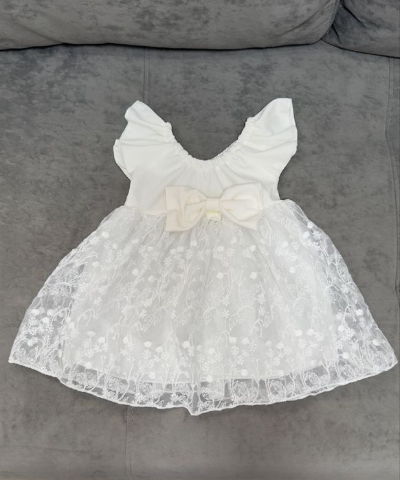 Нарядное платье на девочку