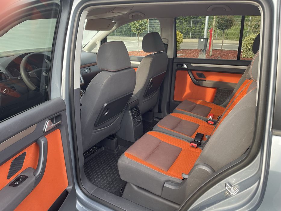 Volskwagen Touran 2007 2.0D